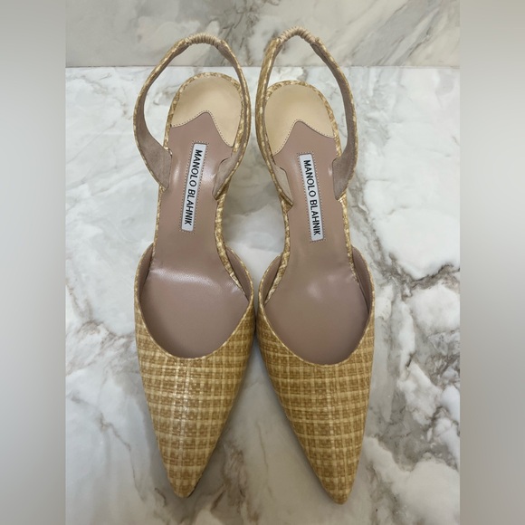 Manolo Blahnik Woven Slingback Heels Size 39 - Picture 6 of 11
